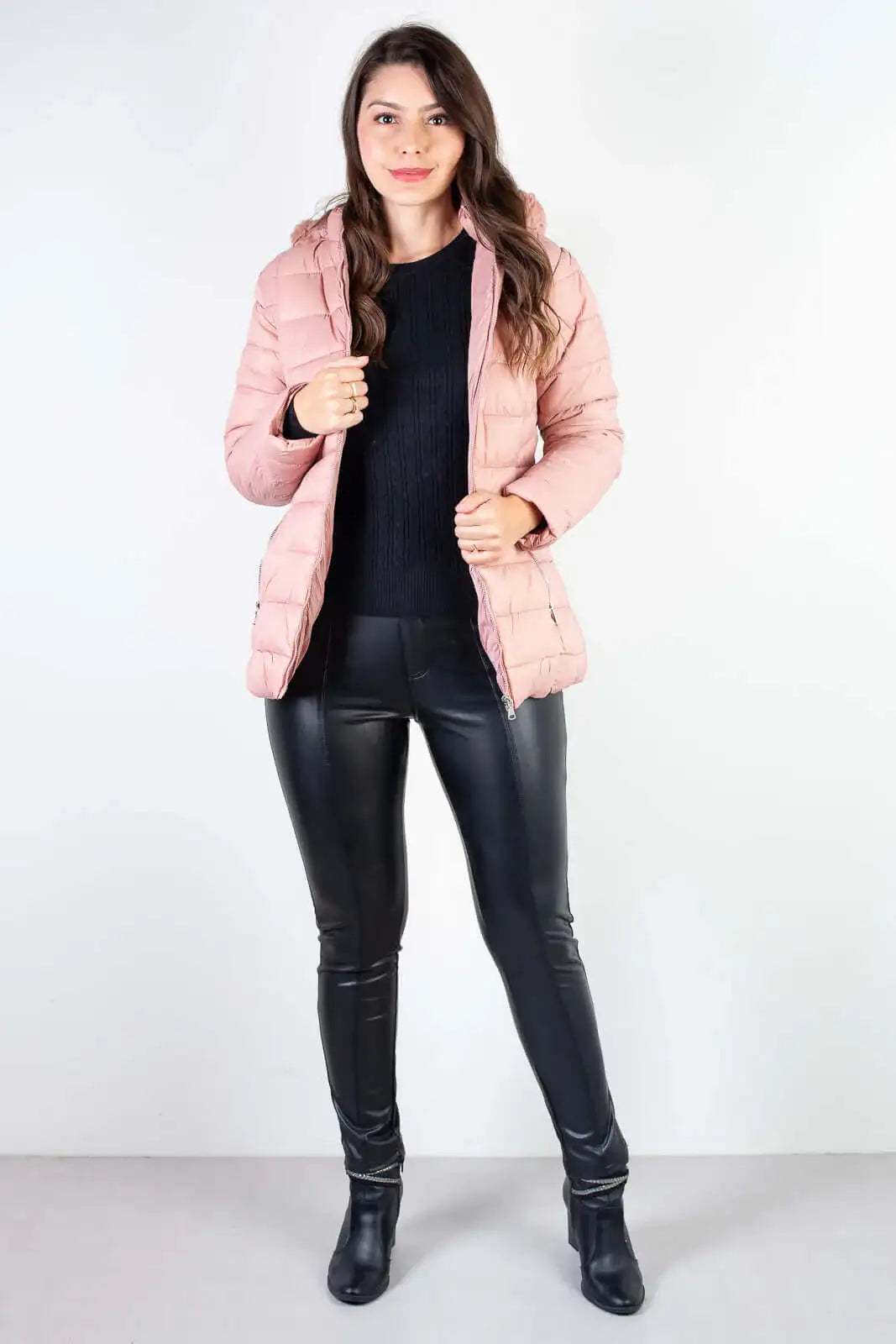 Jaqueta feminina curta de nylon forrada 80239