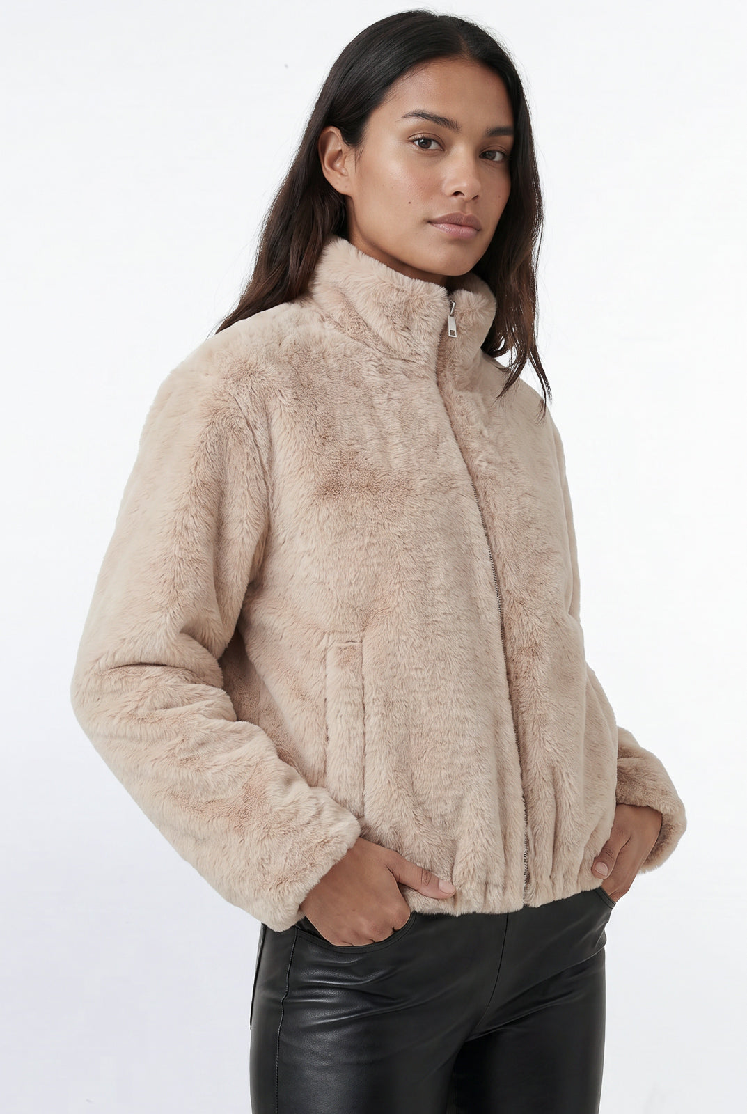 Jaqueta bomber feminina de pelúcia gola alta 61250